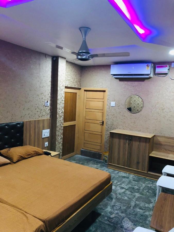 C M Hotel New Wodapatti エクステリア 写真
