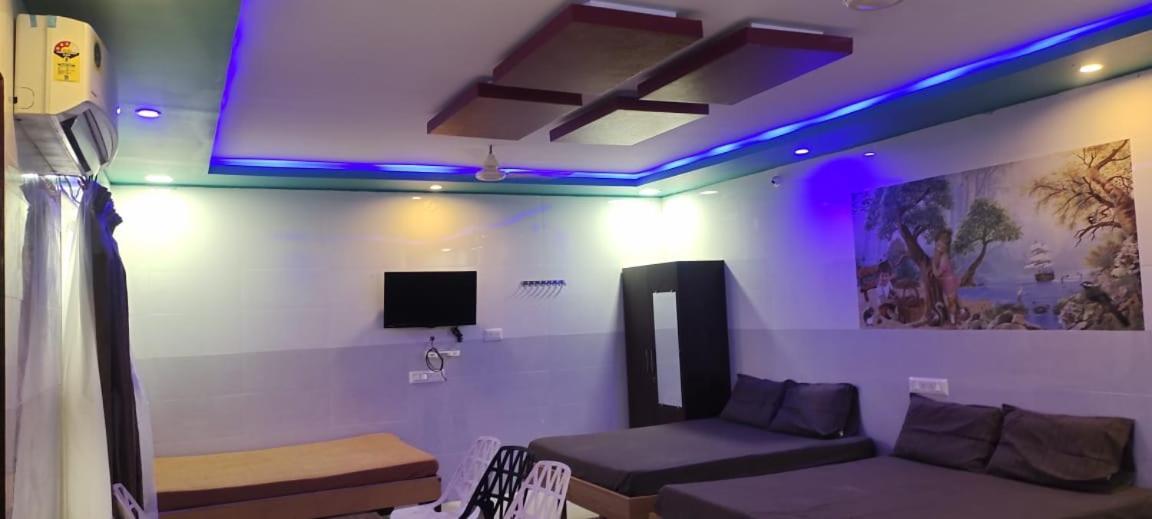 C M Hotel New Wodapatti エクステリア 写真